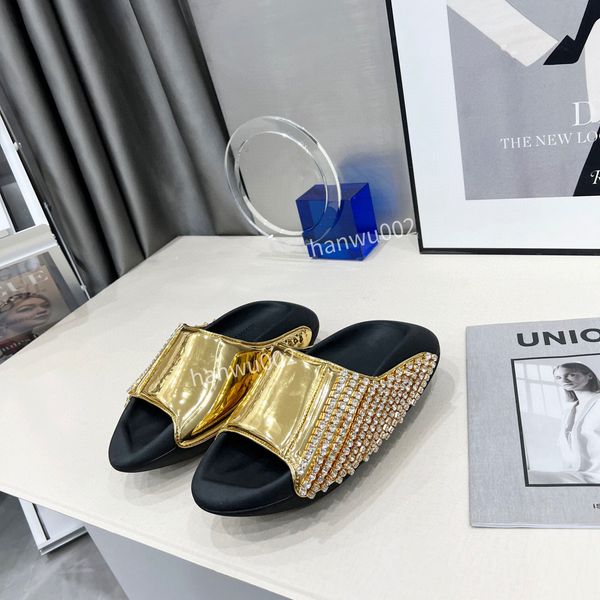 2022 sandals new thick soled slippers leisure and versatile muffin bottom women's men sandals size35-45, Black
2022 sandals new thick soled slippers leisure and versatile muffin bottom women's men sandals size35-45, Black