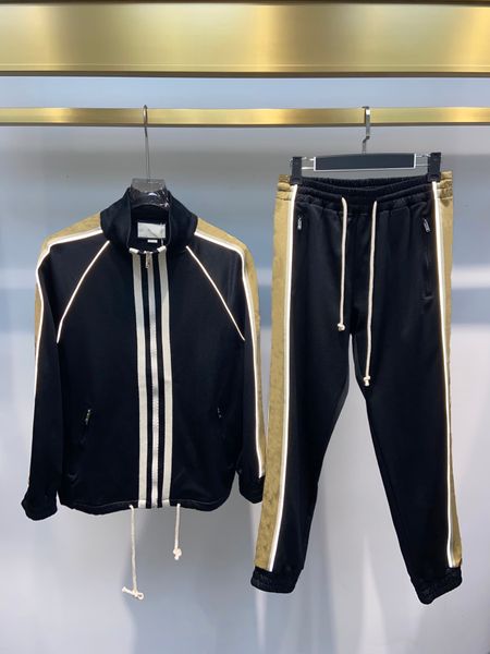 autumn and winter fashion brand designer tracksuits us size luxury tracksuit reflective stripe ribbon design mens black leisure sports track, Gray
autumn and winter fashion brand designer tracksuits us size luxury tracksuit reflective stripe ribbon design mens black leisure sports track, Gray