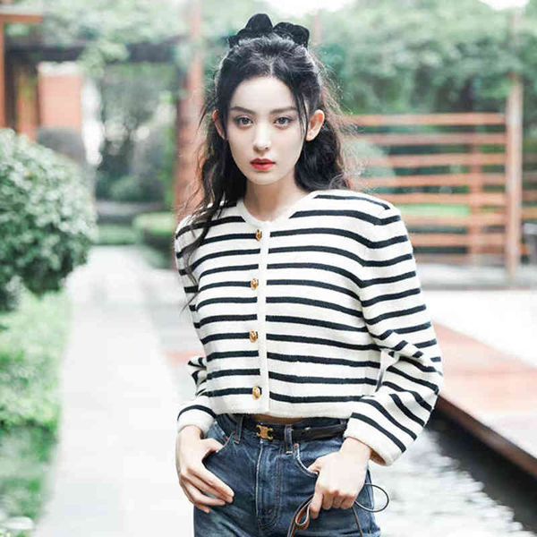 women's knits & tees black and white stripe short cardigan naza star same coat college style early autumn sweater qcei
women's knits & tees black and white stripe short cardigan naza star same coat college style early autumn sweater qcei
