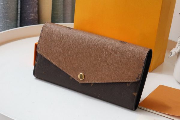 luxurys designer bags wallet leather canvas 12 credit slots long zipper wallets card holder purse women clutches bag m80726, Red;black
luxurys designer bags wallet leather canvas 12 credit slots long zipper wallets card holder purse women clutches bag m80726, Red;black