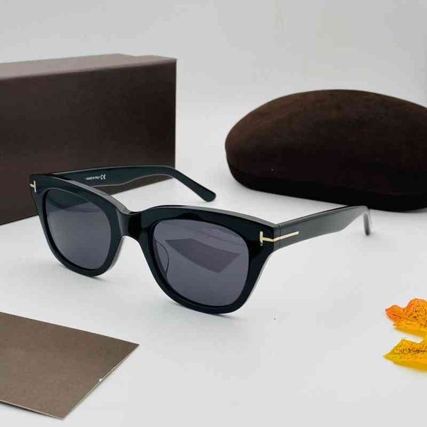 new 237 mens sunglass men sun glass women sunglass fashion style protects ey gafas de sol lunett de soleil with case, White;black
new 237 mens sunglass men sun glass women sunglass fashion style protects ey gafas de sol lunett de soleil with case, White;black