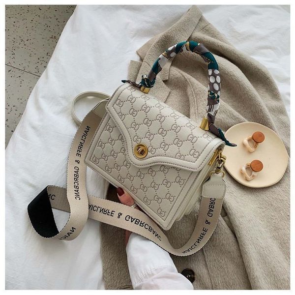 designer handbags ins super old flower handbag 2019 autumn new net red w shoulder strap single shoulder bag fashion versatile diagonal bag
designer handbags ins super old flower handbag 2019 autumn new net red w shoulder strap single shoulder bag fashion versatile diagonal bag