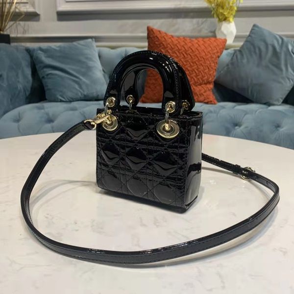 ladies mini bag handbag high-end custom quality one shoulder crossbody bag model :0856 6543
ladies mini bag handbag high-end custom quality one shoulder crossbody bag model :0856 6543