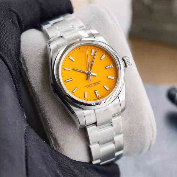 fashion designer watches candy color couple macarone oyster type constant motion leisure men's women's watch, Slivery;brown
fashion designer watches candy color couple macarone oyster type constant motion leisure men's women's watch, Slivery;brown