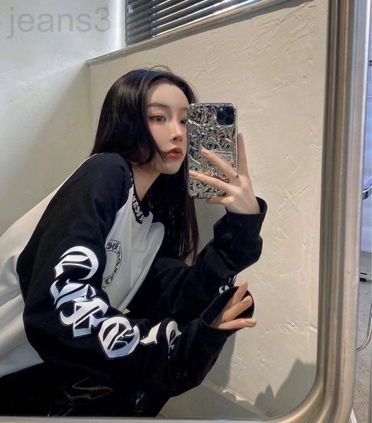 women's t-shirt designer ch crowe * 22 spring / summer new niche sanskrit letter printed loose long sleeve t-shirt zz5n, White
women's t-shirt designer ch crowe * 22 spring / summer new niche sanskrit letter printed loose long sleeve t-shirt zz5n, White