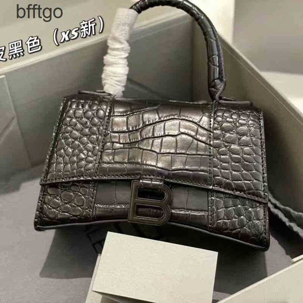 women luxury blencaigas handbags leather hourglass 2022 bag crocodile high-end net red fashion messenger high version female
women luxury blencaigas handbags leather hourglass 2022 bag crocodile high-end net red fashion messenger high version female
