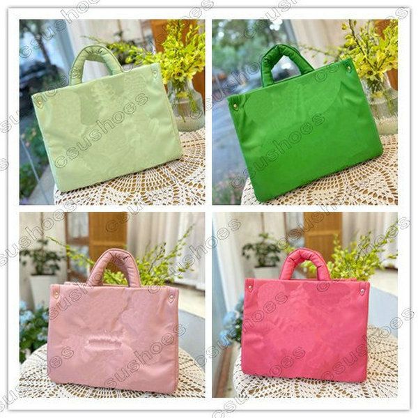 prefall22 match onthego 35 bubblegram empreinte leather bag totes designer handbags big capacity shopping with silk ribbon bags m56963 m5696
prefall22 match onthego 35 bubblegram empreinte leather bag totes designer handbags big capacity shopping with silk ribbon bags m56963 m5696