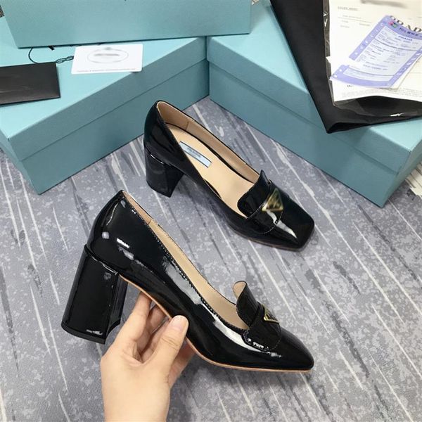 2021 good quality fashion women luxurys designers shoes designer sandals womens luxury high heels sandal dress shoess with box siz2522, Black
2021 good quality fashion women luxurys designers shoes designer sandals womens luxury high heels sandal dress shoess with box siz2522, Black