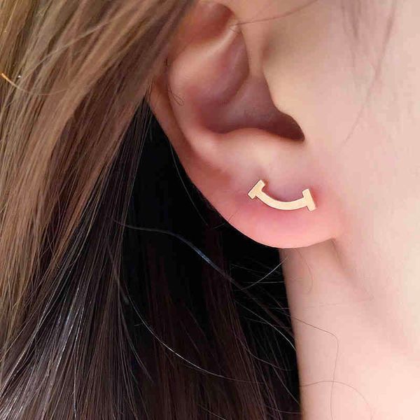 5nc2 smiling face earrings 2021 new fashion women pure silver net red pop rose gold smiling earrings advanced sense t-shaped earrings, Golden
5nc2 smiling face earrings 2021 new fashion women pure silver net red pop rose gold smiling earrings advanced sense t-shaped earrings, Golden