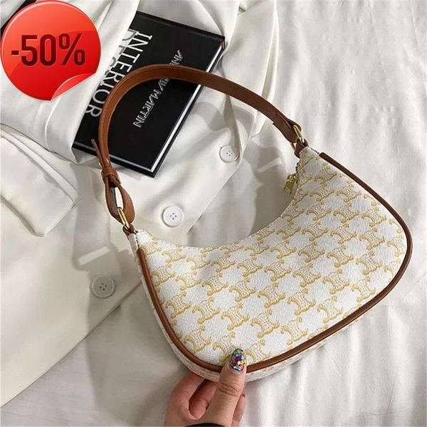 factory directly arc de triomphe armpit lisa same ava ancient hand-held one shoulder half crcent female bag tide designer bags
factory directly arc de triomphe armpit lisa same ava ancient hand-held one shoulder half crcent female bag tide designer bags