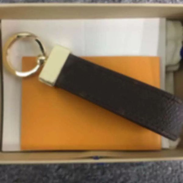 2022 fashion official authentic designer keychain new classic keychains leather material men and women brand key pendant jewelry, Silver
2022 fashion official authentic designer keychain new classic keychains leather material men and women brand key pendant jewelry, Silver