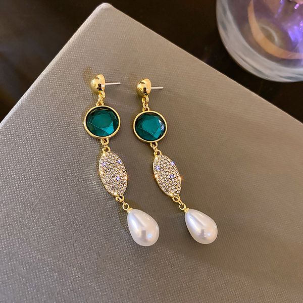 925 silver stud rhinestone-encrusted pearl emerald earrings korean fashion retro characteristic eardrop temperament female simple stud earr, Golden
925 silver stud rhinestone-encrusted pearl emerald earrings korean fashion retro characteristic eardrop temperament female simple stud earr, Golden