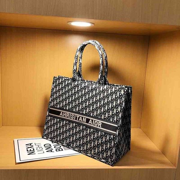 new embroidered canvas shopping bag letter vintage handbag one shoulder women's bag purses_r5yh
new embroidered canvas shopping bag letter vintage handbag one shoulder women's bag purses_r5yh