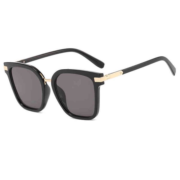 men's ladies brand sunglasses wholesale new square fashion women's outdoor, White;black
men's ladies brand sunglasses wholesale new square fashion women's outdoor, White;black