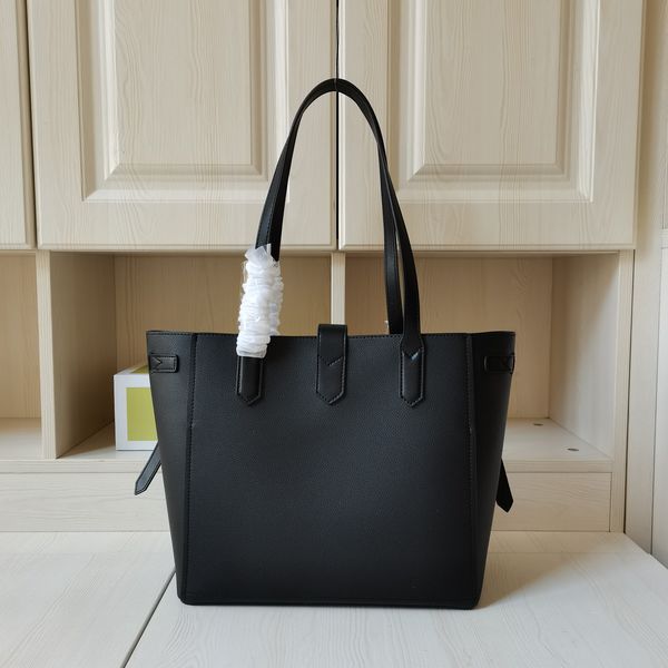 lady new lock head carry bag shoulder bag good-looking shopping bags genuine leather handbag gentle and versatile, Black;red
lady new lock head carry bag shoulder bag good-looking shopping bags genuine leather handbag gentle and versatile, Black;red