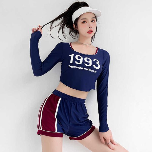 women's swimsuit split conservative two-piece long sleeve sports 2022 new covered belly slim high waist student swimsuit, White;black
women's swimsuit split conservative two-piece long sleeve sports 2022 new covered belly slim high waist student swimsuit, White;black