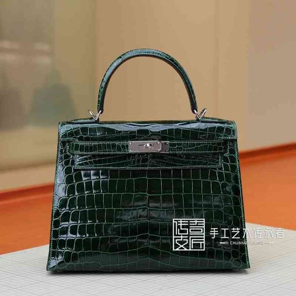 kely style crocodile leather women's bag sewn with pure hand wax thread bag emerald kl28cm gold buckle messenger bag
kely style crocodile leather women's bag sewn with pure hand wax thread bag emerald kl28cm gold buckle messenger bag