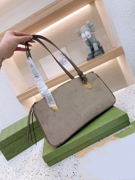 2022 new designer hobo shoulder bag for womenmessenger promotion chest pack lady tote chains handbags presbyopic purse bags vintage handbag
2022 new designer hobo shoulder bag for womenmessenger promotion chest pack lady tote chains handbags presbyopic purse bags vintage handbag