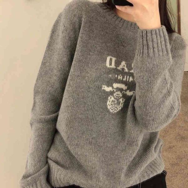 coat sweaters autumn and winter women's new sweater loose and lazy female jacquard sweater versatile temperament top, White;black
coat sweaters autumn and winter women's new sweater loose and lazy female jacquard sweater versatile temperament top, White;black