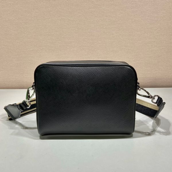 2022 embroidered webbing men's diagonal bag 2vh152 imported saffiano leather large embossed triangle black, Blue;pink
2022 embroidered webbing men's diagonal bag 2vh152 imported saffiano leather large embossed triangle black, Blue;pink