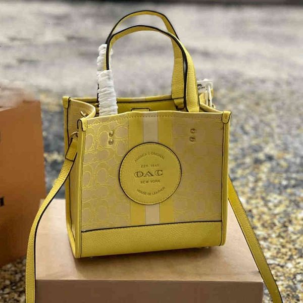 designer luxury women bag coch handbag fashion inclined shoulder bags versatile purses cochs totes large capacity saddle wallet 7a os50
designer luxury women bag coch handbag fashion inclined shoulder bags versatile purses cochs totes large capacity saddle wallet 7a os50