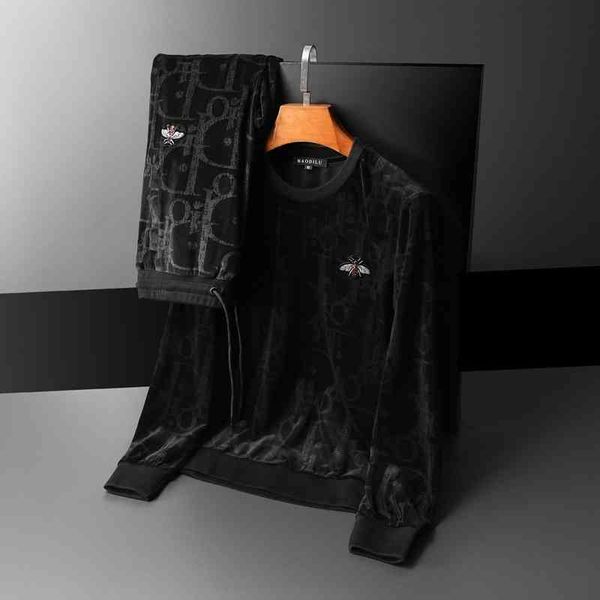 men's sports fashion trend brand clothing and new leisure embroidery little long sleeve suit, Gray
men's sports fashion trend brand clothing and new leisure embroidery little long sleeve suit, Gray