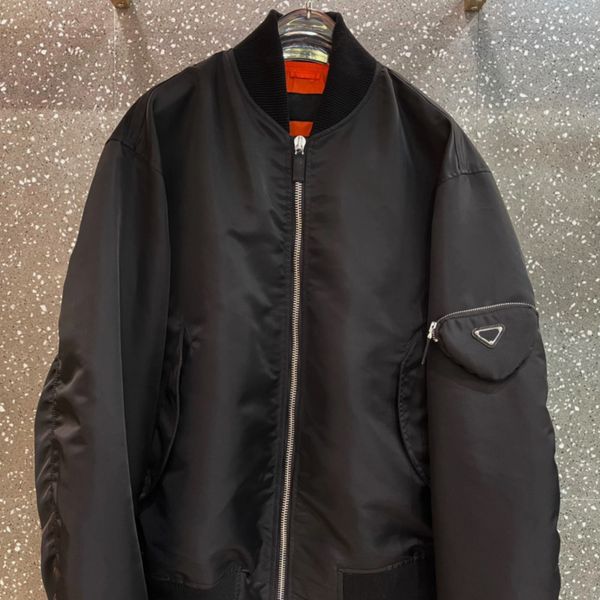 luxury designer jacket high-end windproof material pocket stitching design handsome baseball jackets men's, Black;brown
luxury designer jacket high-end windproof material pocket stitching design handsome baseball jackets men's, Black;brown