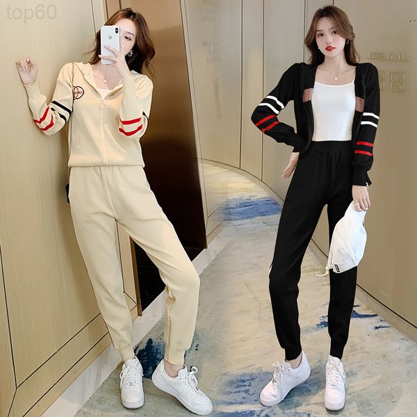 women's tracksuits designer european fashion brand sports leisure loose hooded sweater set for women 2021 autumn new age reduction two-, Gray
women's tracksuits designer european fashion brand sports leisure loose hooded sweater set for women 2021 autumn new age reduction two-, Gray