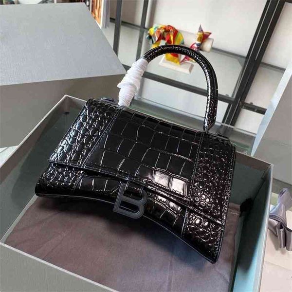 handbags designer balencaigass crossbody bag fashion 2022 b high version women's crocodile hourglass leather family diagonal handbagetc
handbags designer balencaigass crossbody bag fashion 2022 b high version women's crocodile hourglass leather family diagonal handbagetc