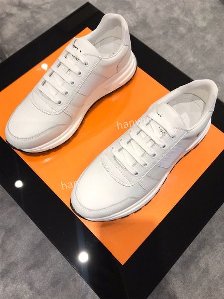2022 men's casual shoes boots grey black white embroidery low breathable letter printing fashion sneakers size38-44
2022 men's casual shoes boots grey black white embroidery low breathable letter printing fashion sneakers size38-44