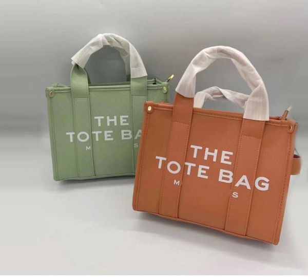 the totes bags lady famous designer large capacity plain cross body shoulder handbags women coin purse crossbody casual square pu leather wa
the totes bags lady famous designer large capacity plain cross body shoulder handbags women coin purse crossbody casual square pu leather wa