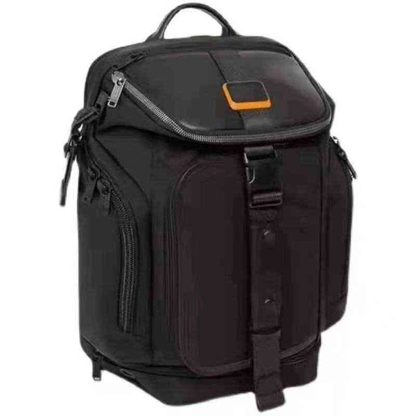 spring/summer 22 waterproof high-end business leisure fashion duffel travel backpack black men and women same style.
spring/summer 22 waterproof high-end business leisure fashion duffel travel backpack black men and women same style.