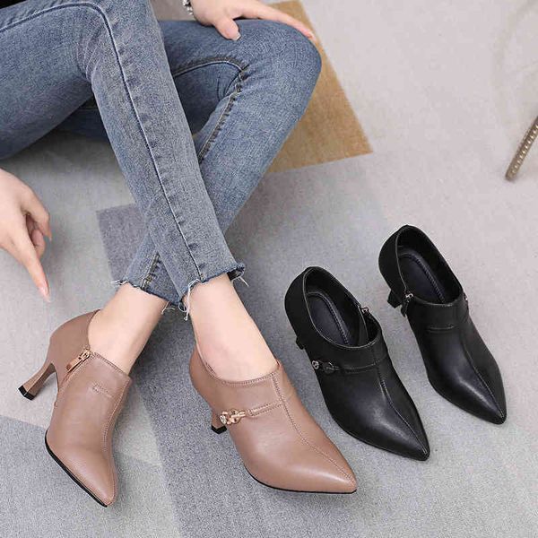 dress shoes layer cowhide thin heel deep mouth high heels women's spring leather shoes versatile working soft sole pointed single di00, Black
dress shoes layer cowhide thin heel deep mouth high heels women's spring leather shoes versatile working soft sole pointed single di00, Black