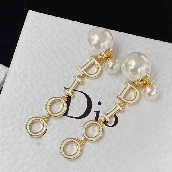 factory wholesale letter drop size pearl minority design long earrings 925 silver needle fashion earrings female, Golden
factory wholesale letter drop size pearl minority design long earrings 925 silver needle fashion earrings female, Golden