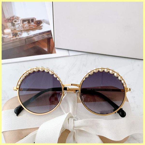 designer sunglasses women mens fashion uv protection circular pearl sun glasses metal gold brands sunglass eyeglass with box 21083215h, White;black
designer sunglasses women mens fashion uv protection circular pearl sun glasses metal gold brands sunglass eyeglass with box 21083215h, White;black
