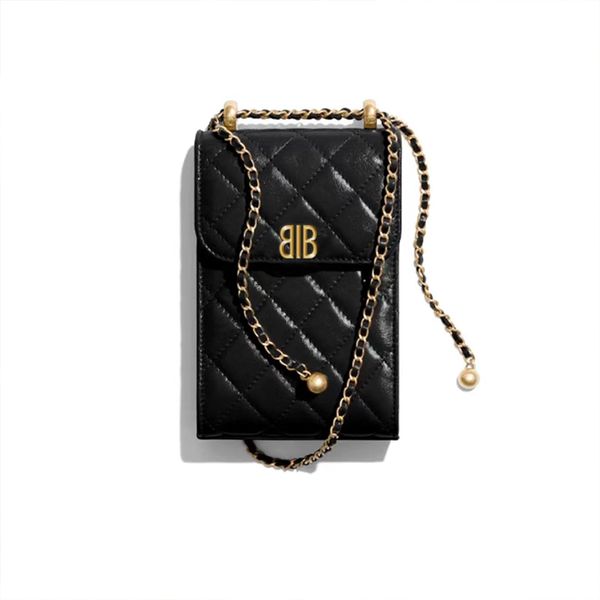designer bags black&white crossbody phone bagwith chain and coin purse little golden ball 17.5cm
designer bags black&white crossbody phone bagwith chain and coin purse little golden ball 17.5cm