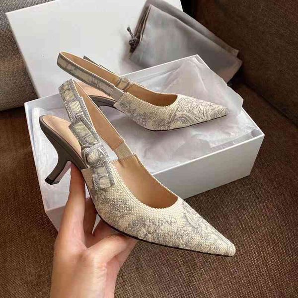 sandals designer luxury d home embroidered letter band sandals thin heel pointed back empty high-heeled versatile women's single shoes, Black
sandals designer luxury d home embroidered letter band sandals thin heel pointed back empty high-heeled versatile women's single shoes, Black