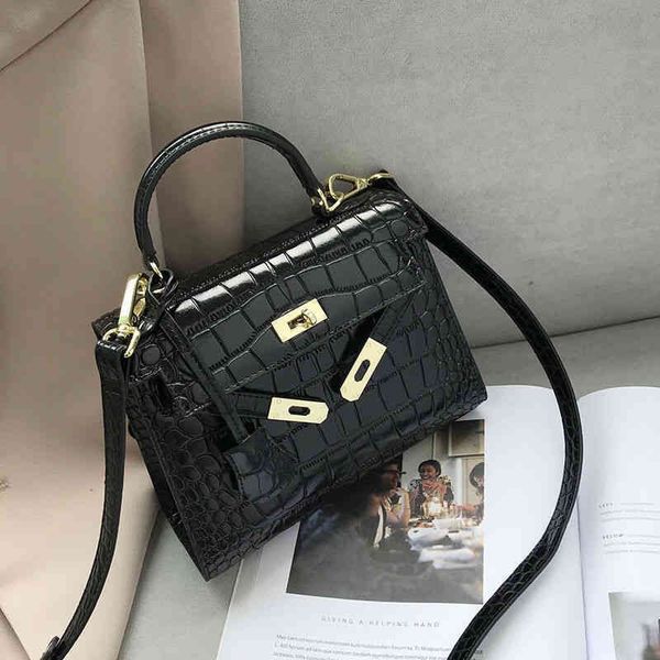 2022 new fashion crocodile kaili bag leather fashion versatile messenger bags commuter single shoulder handbags
2022 new fashion crocodile kaili bag leather fashion versatile messenger bags commuter single shoulder handbags