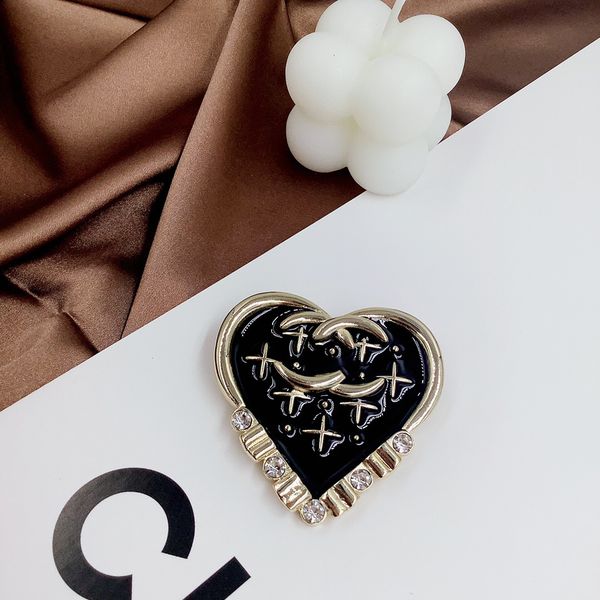 2022 fashion designer pure seconds cs link classic logo brooch is a celebrity favorite style, men and women party promise champion jewelry65, Gray
2022 fashion designer pure seconds cs link classic logo brooch is a celebrity favorite style, men and women party promise champion jewelry65, Gray