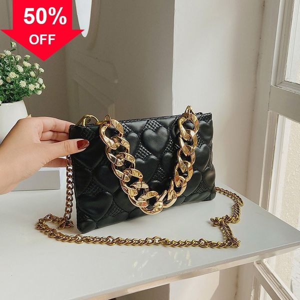 embroidered thread love small square 2022 new fashion portable chain single msenger fashionable retro women's totes shoulder bag
embroidered thread love small square 2022 new fashion portable chain single msenger fashionable retro women's totes shoulder bag