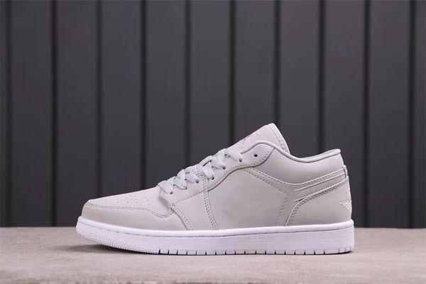 designer shoes jumpman 1 low grey fog basketball mens jumpman 1s grey fog white outdoor sports sneakers size eu36-46
designer shoes jumpman 1 low grey fog basketball mens jumpman 1s grey fog white outdoor sports sneakers size eu36-46