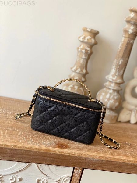 designer luxurygoods hand bags for women shoulder fashion genuine leather camera, Red;black
designer luxurygoods hand bags for women shoulder fashion genuine leather camera, Red;black