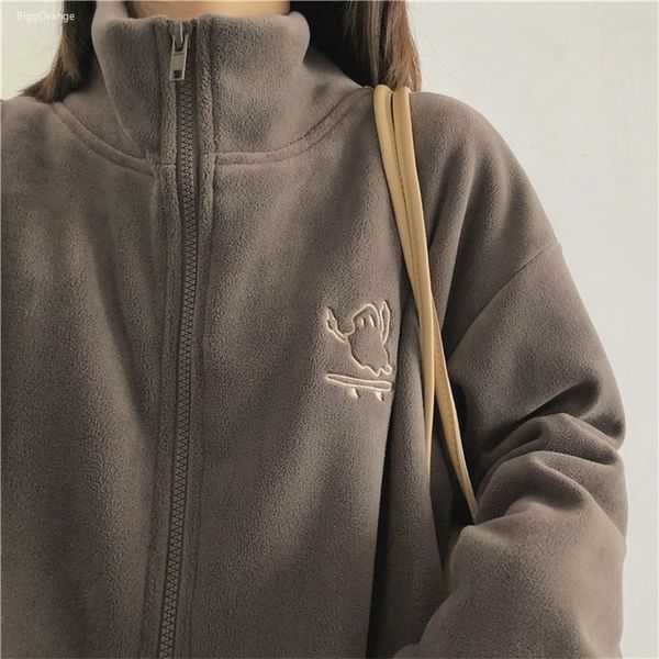casual fleece thick hoodies women jacket autumn winter korean fashion loose stand collar plush zipper sweatshirt outwear hoodies 220812, Black;brown
casual fleece thick hoodies women jacket autumn winter korean fashion loose stand collar plush zipper sweatshirt outwear hoodies 220812, Black;brown