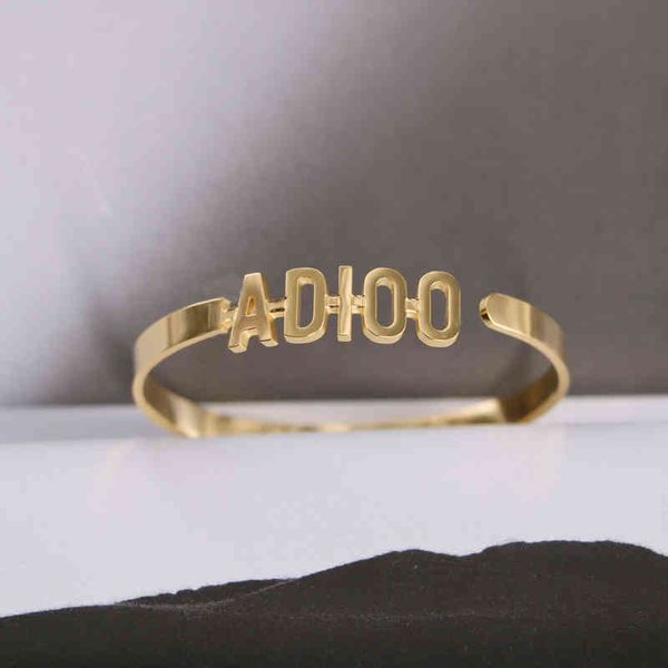 18k gold d family letter circle women's simple 2022 luxury brand fashion design versatile ladies bracelet, Black
18k gold d family letter circle women's simple 2022 luxury brand fashion design versatile ladies bracelet, Black