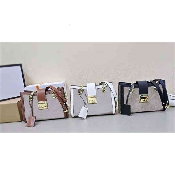 gbg female baosuo buckle color matching chain bag genuine leather handbags handbag shoulder bucket bags woman shopping women
gbg female baosuo buckle color matching chain bag genuine leather handbags handbag shoulder bucket bags woman shopping women