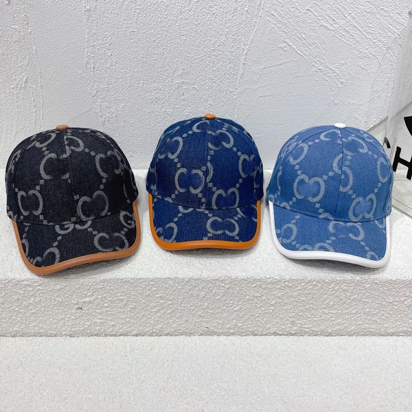 classic designer women men ball caps 4 seasons snapbacks double letter sports cap 6colors, Blue;gray
classic designer women men ball caps 4 seasons snapbacks double letter sports cap 6colors, Blue;gray
