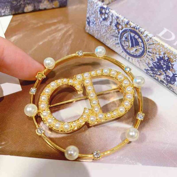 round star dot diamond pearl brooch women's clothing accessories pin us design jewelry, Gray
round star dot diamond pearl brooch women's clothing accessories pin us design jewelry, Gray