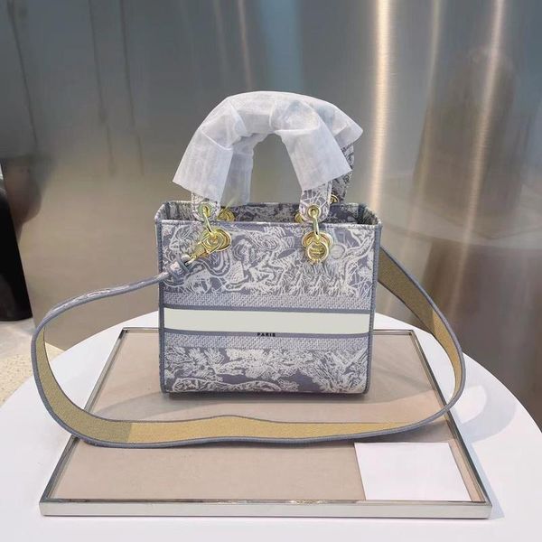 designer bags dai fei bag women crossbody square handbag large capacity high-grade lady wallet small and exquisite design jumq
designer bags dai fei bag women crossbody square handbag large capacity high-grade lady wallet small and exquisite design jumq