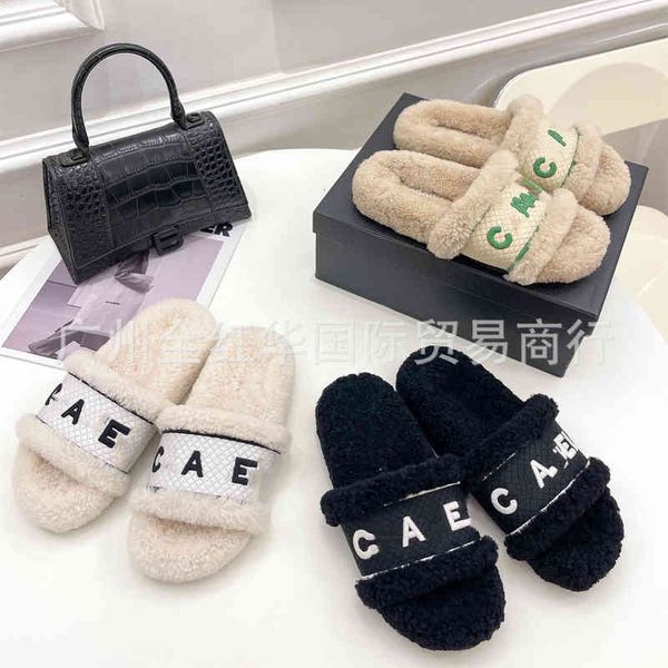 slippers high end quality letter wool slippers for women to wear indoor non slip lamb flat bottomed household, Black
slippers high end quality letter wool slippers for women to wear indoor non slip lamb flat bottomed household, Black