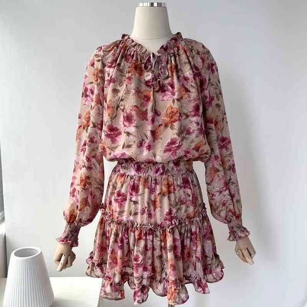 casual dresses foreign trade original single printed french romantic long sleeve hollow out loose waist ruffle cover flesh design dress, Black;gray
casual dresses foreign trade original single printed french romantic long sleeve hollow out loose waist ruffle cover flesh design dress, Black;gray